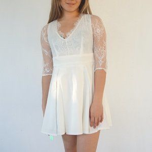 Airspace white lace dress size M NWT